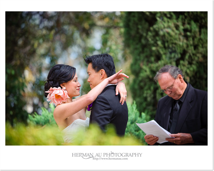 wedding ceremony at Casa del Rey Moro Gardens